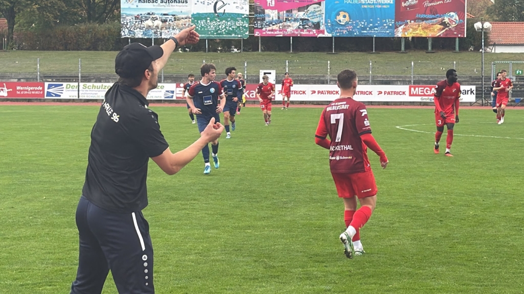 VfL gewinnt beim Tabellenführer in Halberstadt mit 4:2